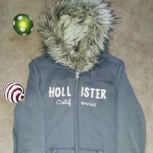 Hooded jacket with Sherpa Lining